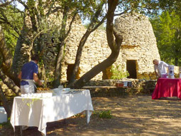 Photo de pique-nique dans la garrigue